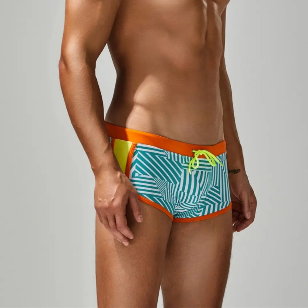 Seobean Men's Multi Stripes Geometric Swim Trunks 250801
