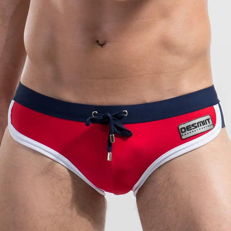 Desmiit Badehose für Herren – 82 % Nylon + 18 % Elastan – Sexy und stylische Bademode