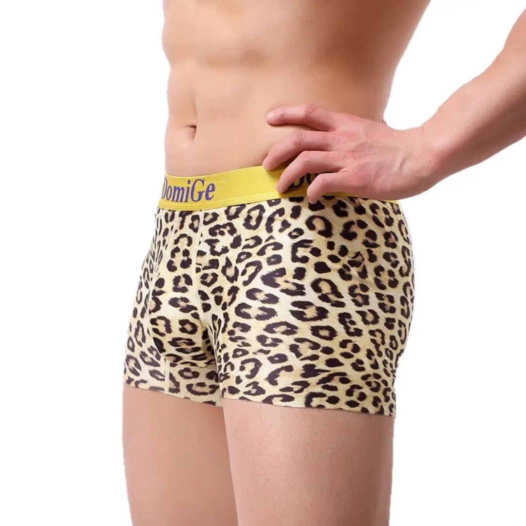 DomiGe Calzoncillos tipo bóxer para hombre, de seda helada, con estampado de leopardo