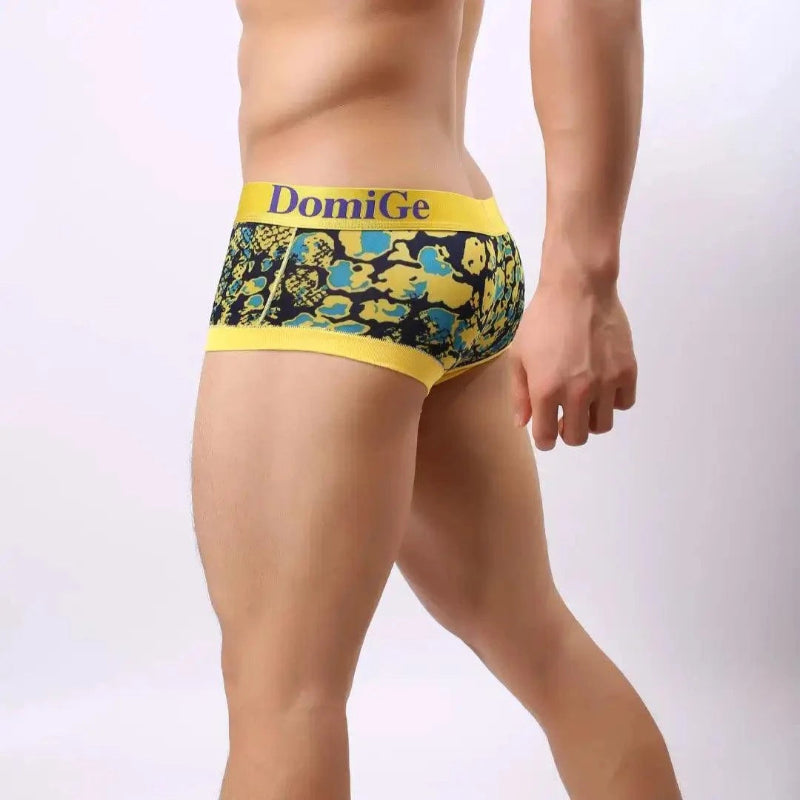 DomiGe low-rise trunks green side view — modern silhouette model	